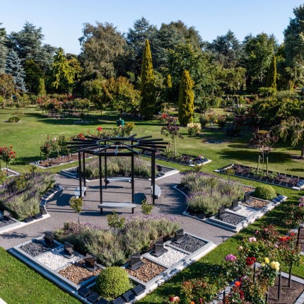 Canterbury Memorial Gardens